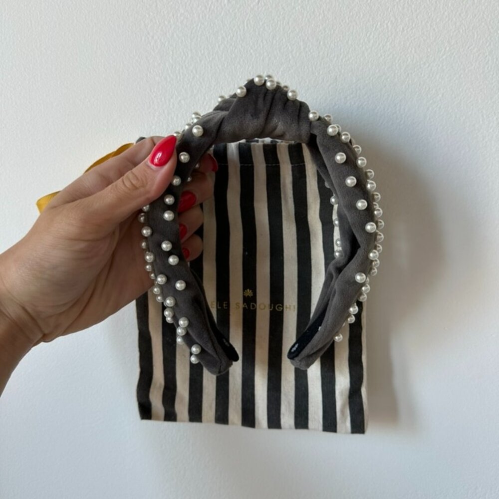 Lele Sadoughi Graphite Velvet Ivory Pearl Headband